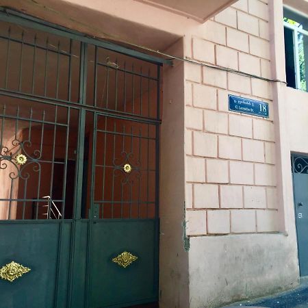 Very Center Of The Old City-Stylish Apartment Tbilisi Exterior photo